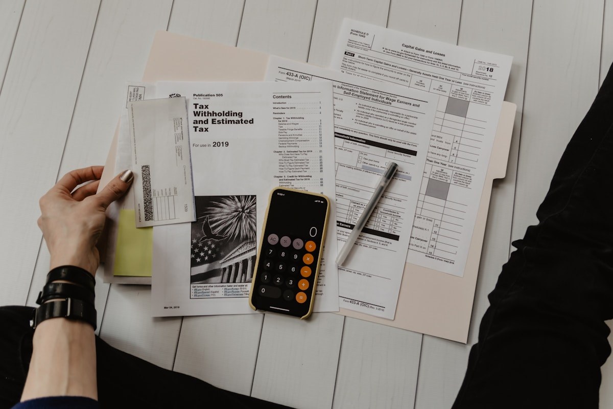Home renovation budget planning and cost estimate